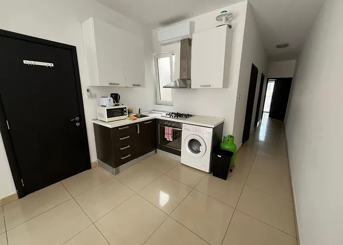 St Julians 2 Bedroom * سانت جوليان