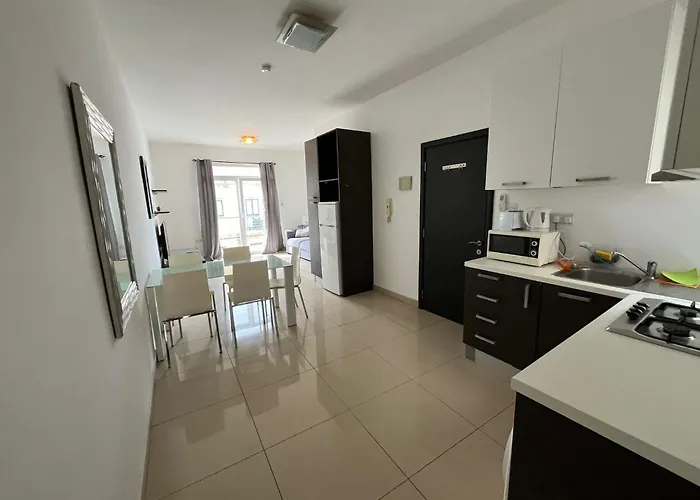 St Julians 2 Bedroom سانت جوليان