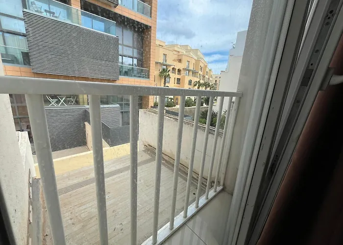 St Julians 2 Bedroom سانت جوليان