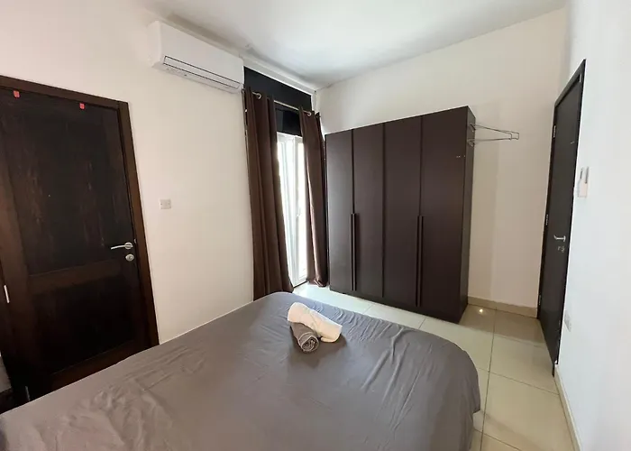 St Julians 2 Bedroom *